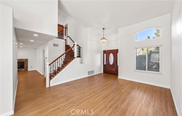 Foto del edificio - 371 N Brook Glen Ln