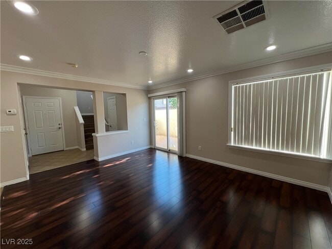 Building Photo - 7195 Cestrum Rd