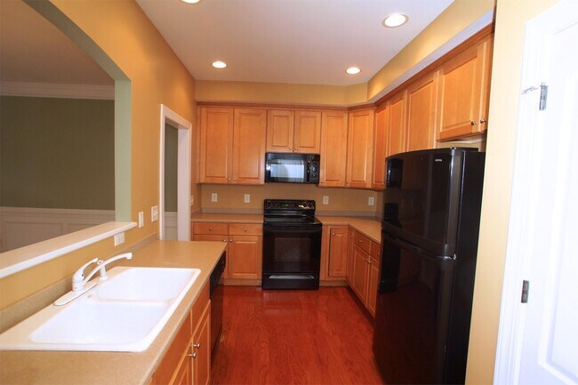 Foto del edificio - 217 Anniston Ct