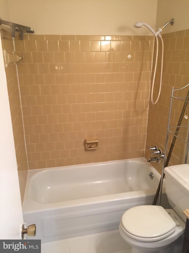 Building Photo - 4540 Garbo Ct