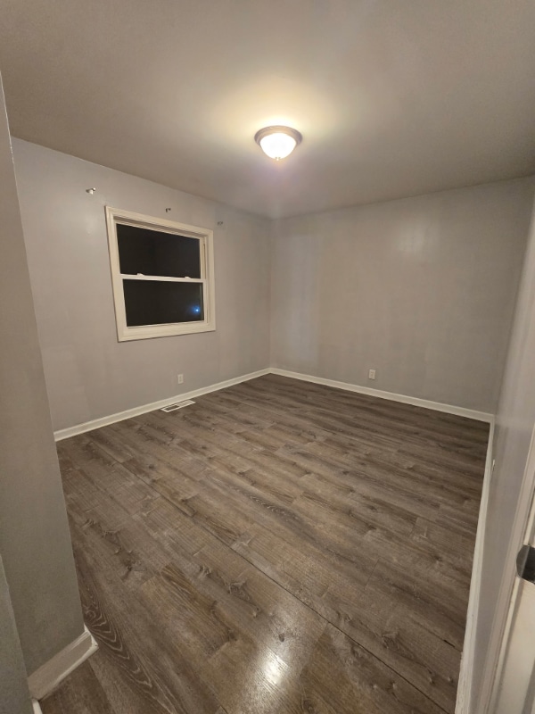 Building Photo - 72 Wilbury Pl