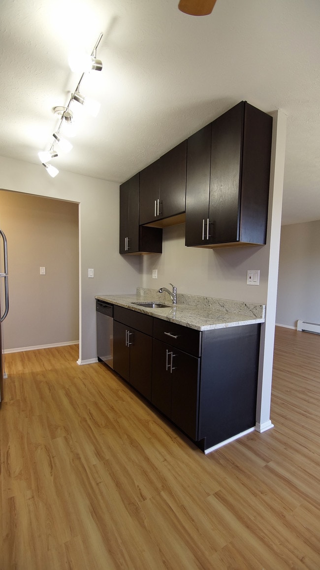 Westwood Apartments SP Lafayette LLC Medina, OH