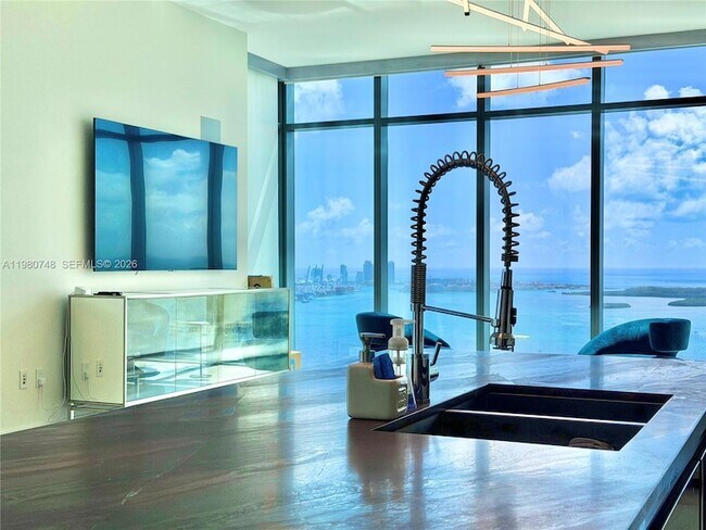 Foto del edificio - 1451 Brickell Ave
