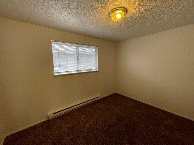 Building Photo - 5420 N Martin St