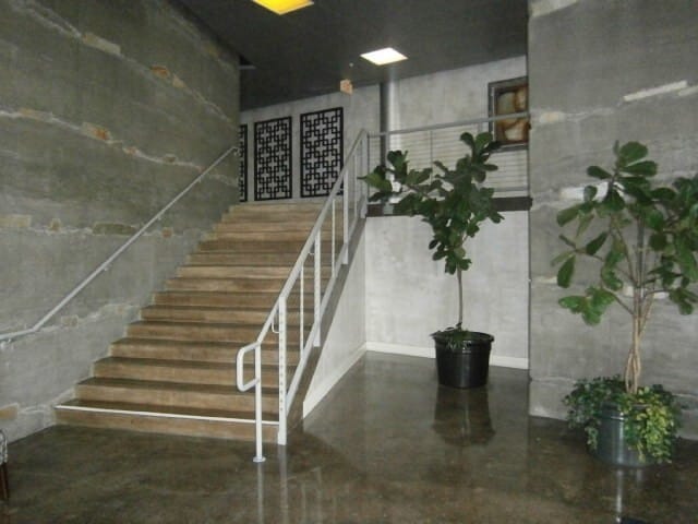 Building Photo - 2 Bed/2 Bath Condo in Downtown San Diego