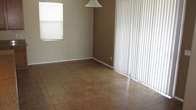 Foto del edificio - 11841 N 143rd Ave