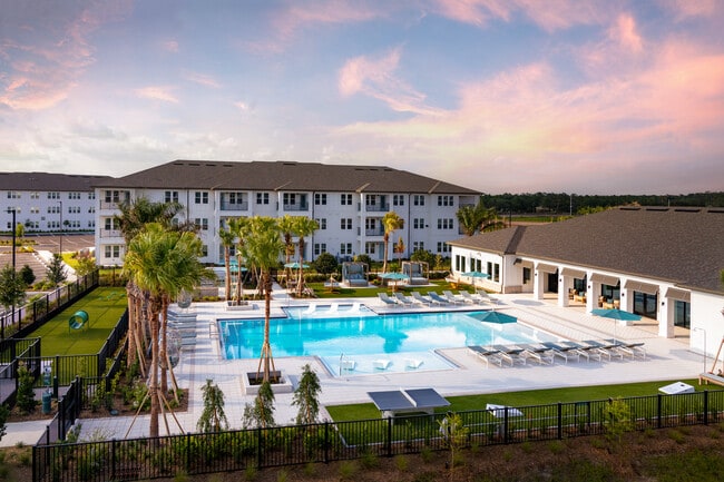 Building Photo - Marlowe Tomoka Village