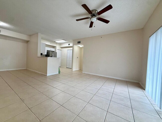 Foto del edificio - 6928 SW 39th St