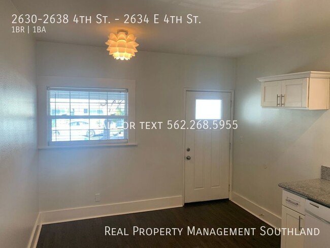 Foto del edificio - 2630-2638 4th St.-2634 E 4th St.