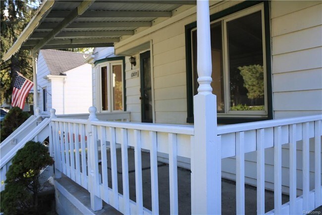 Building Photo - 12071 Kinloch