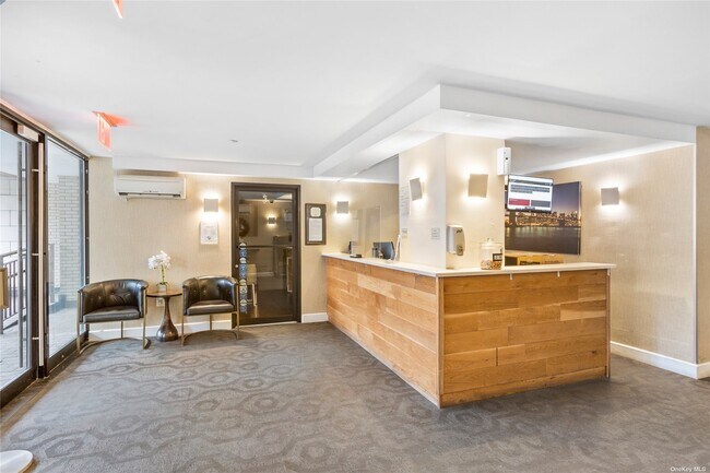 Foto del edificio - 26-38-38 21st St