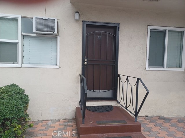 Building Photo - 465 W Windsor Rd