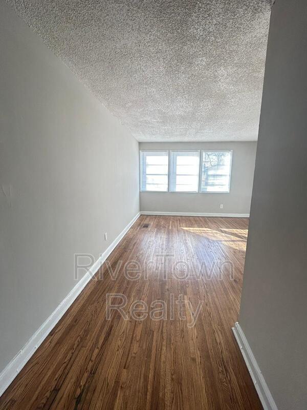 Foto del edificio - 1778 Brown Ave