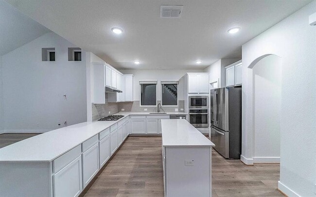 Building Photo - 213 Alicante Ln