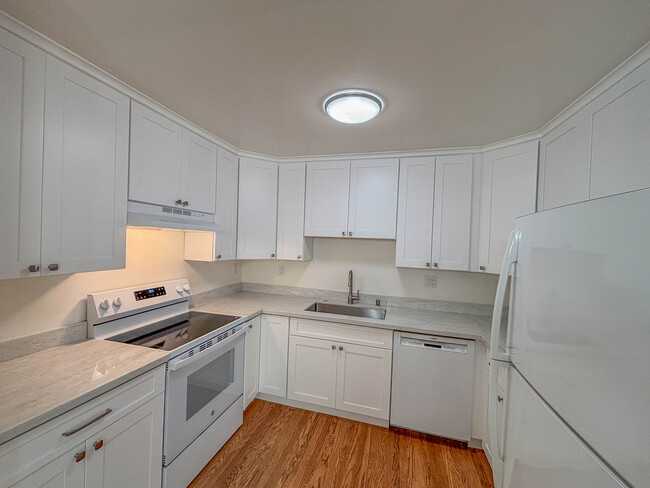 Photo - 381 Locust Ave House