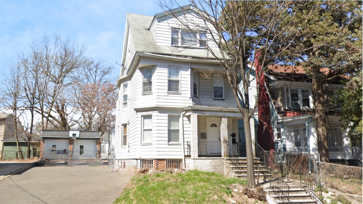 Foto principal - 555-557 Sanford Ave