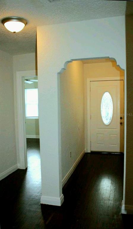 Foto del edificio - 2116 W St Louis St