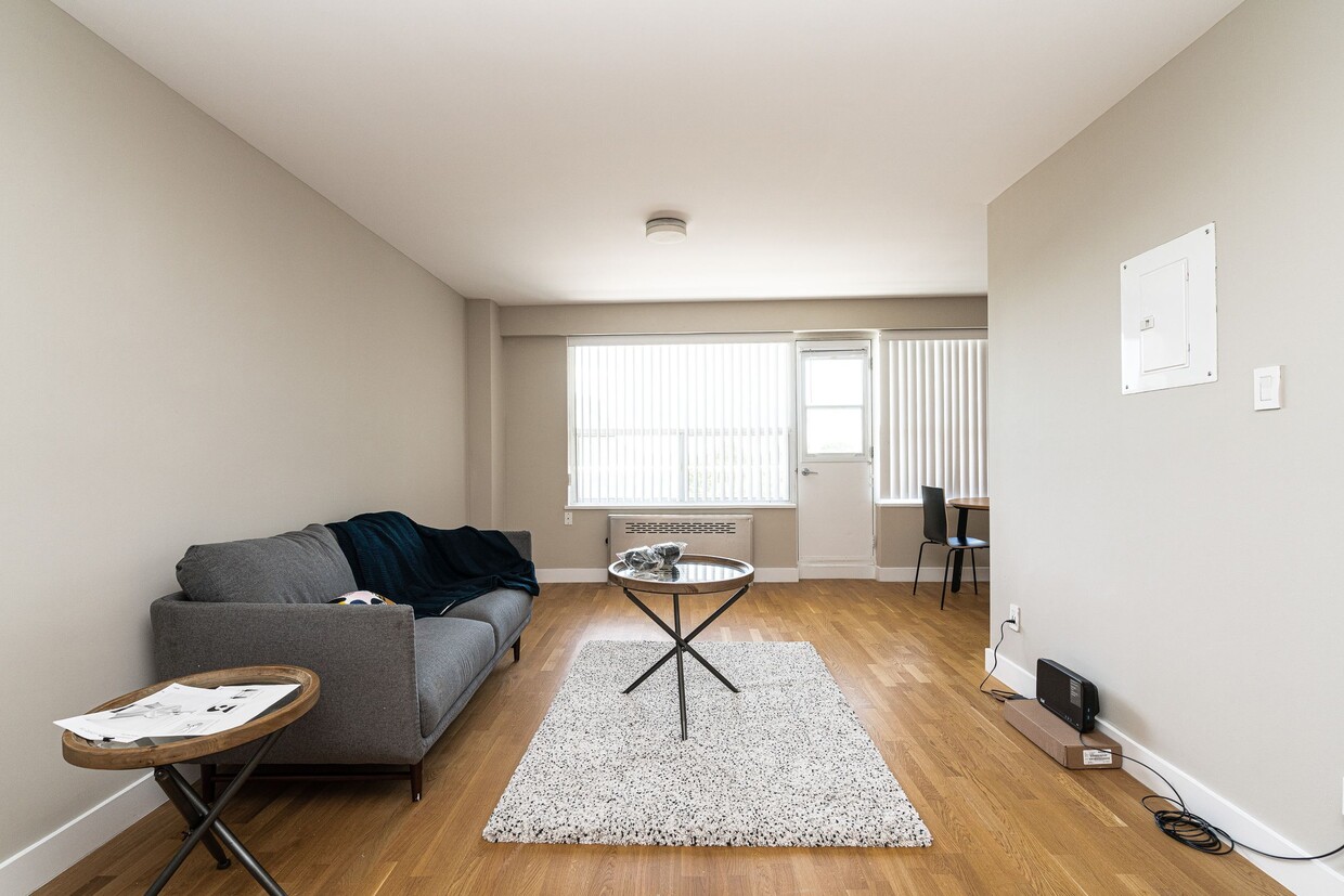 Photo principale - 99 Tyndall Ave