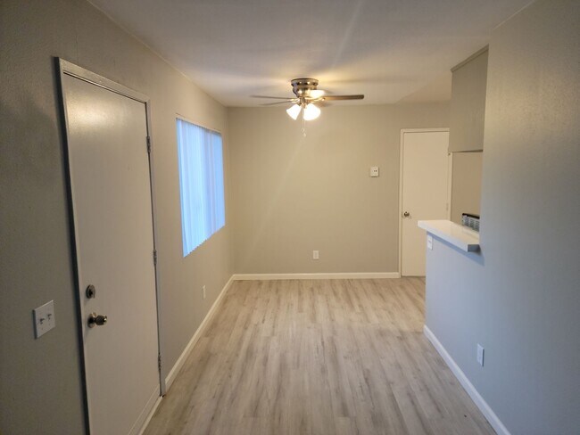 Foto del edificio - BayClub