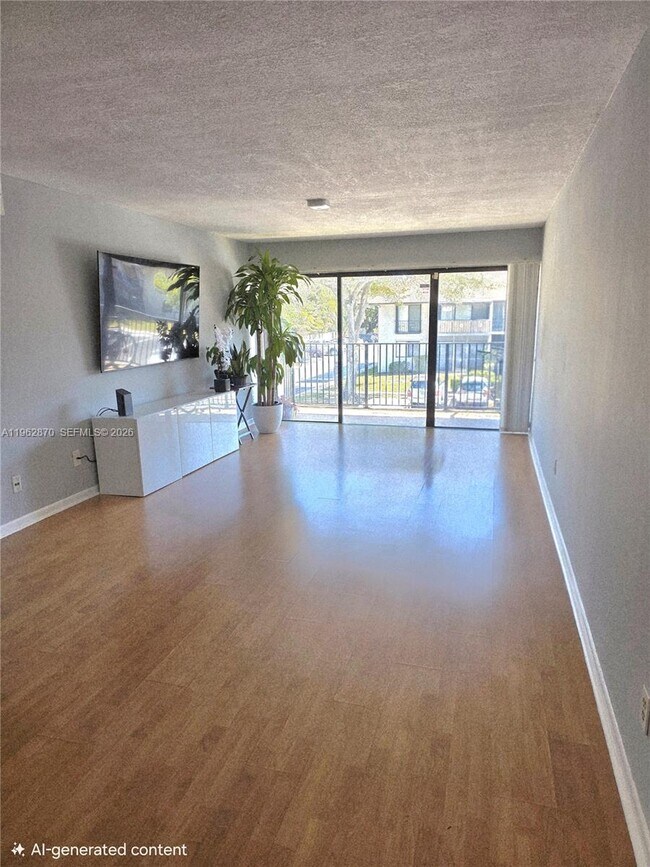 Foto del edificio - 5825 Washington St