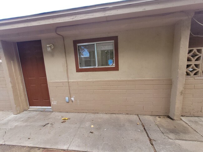 Foto del edificio - 3139 E Glenrosa Ave