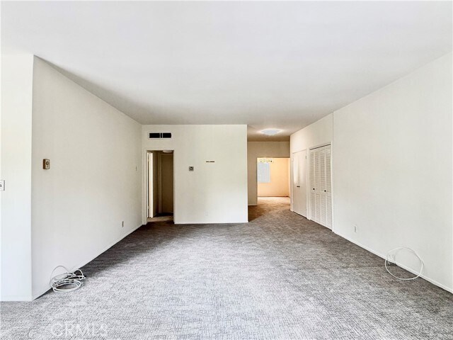 Building Photo - 440 Veteran Ave