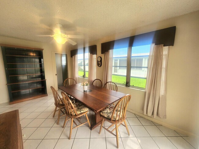 Foto del edificio - 108 SW 18th St