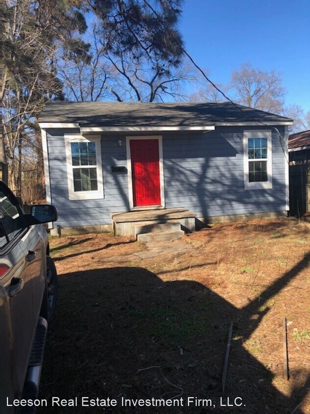Foto principal - 2 br, 1 bath House - 446 w. 69th