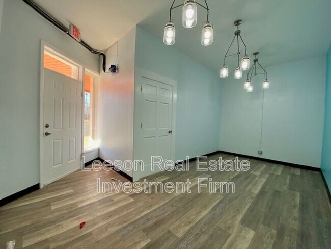 Foto del edificio - 218-228 North Market Street