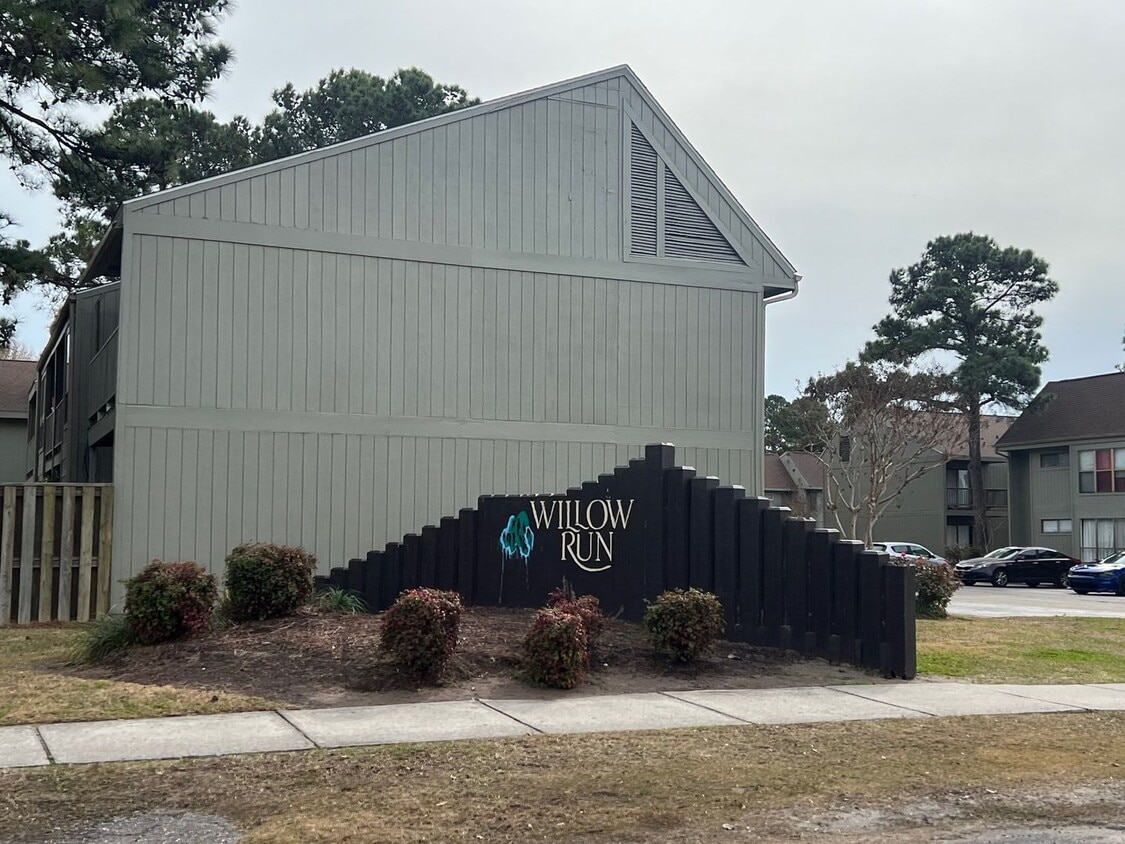 Primary Photo - Myrtle Beach - 3 Bedroom / 2 Bath Condo