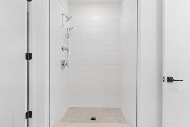 Interior Photo - Seven88