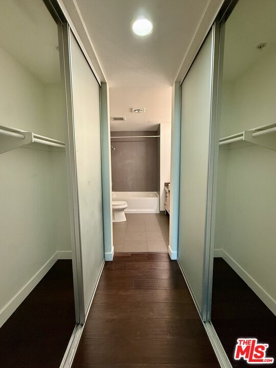 Building Photo - 1234 Wilshire Blvd