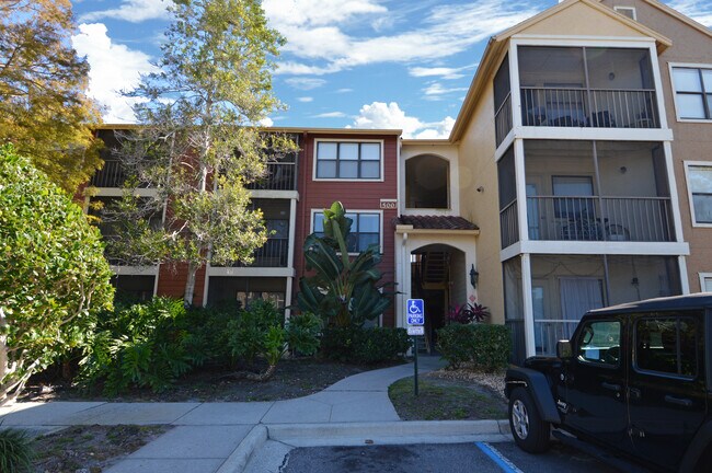 Foto del edificio - 11901 4th St N