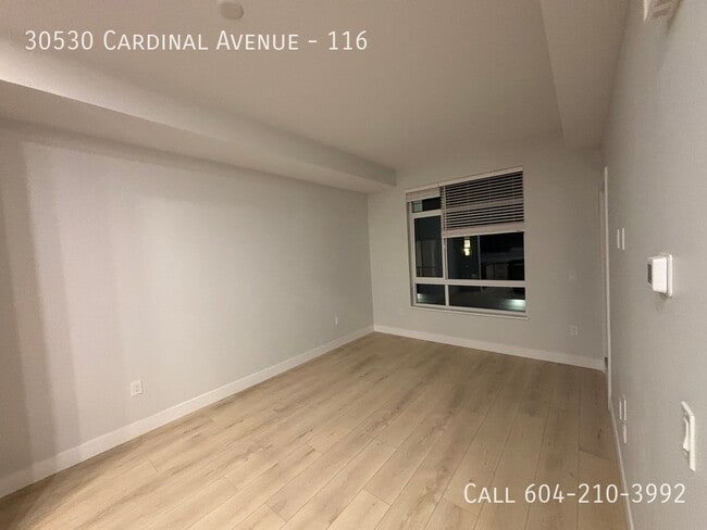 Building Photo - Townhouse at Highstreet Village