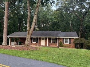 Building Photo - 500 Oakdale Rd