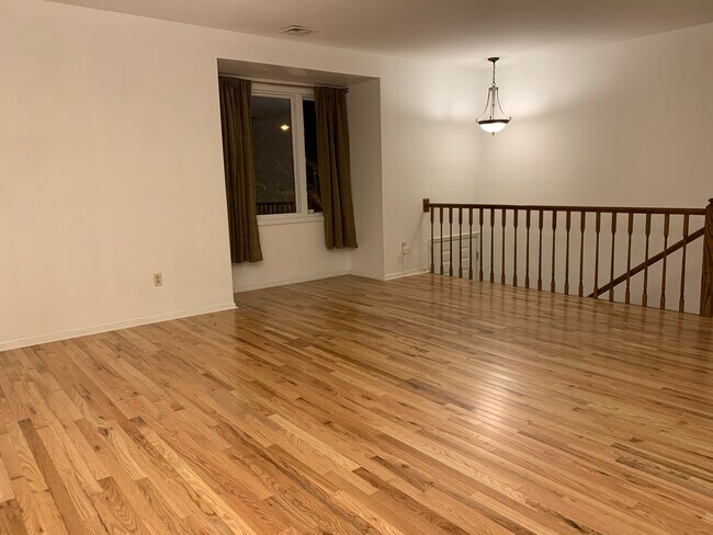 Open floor living/dining room - 54E Ridgedale Ave