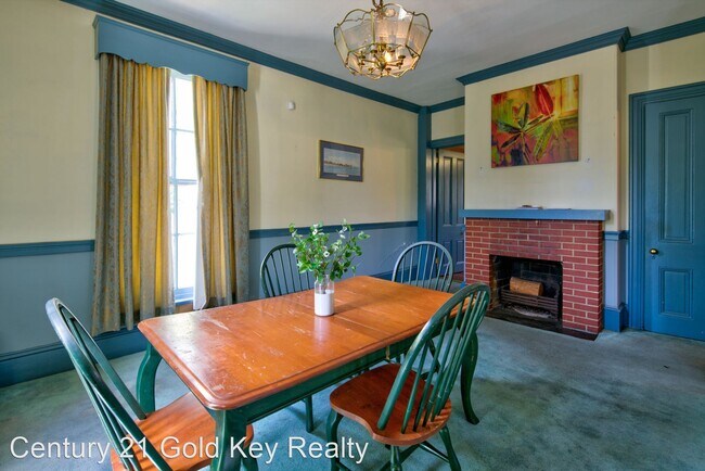 Foto del edificio - 3 br, 1.5 bath House - 133 West Main Street