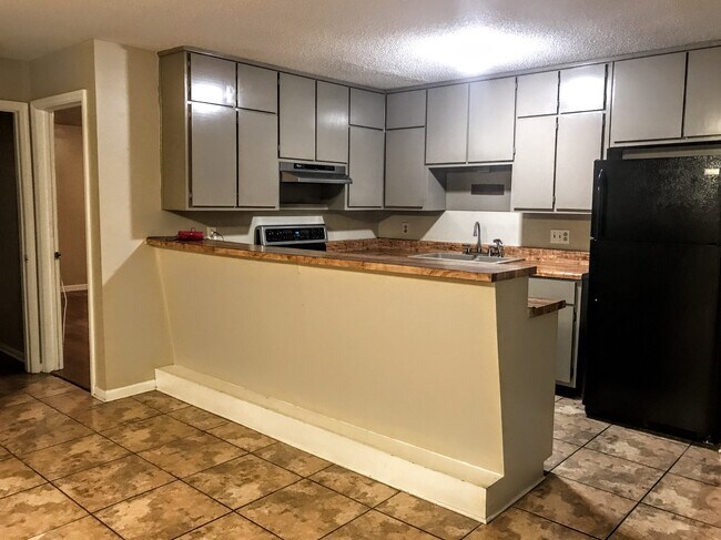 Foto del edificio - 1484 Cedar Heights Dr