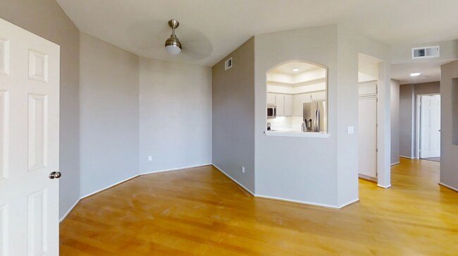 Foto del edificio - Adorable 2bd/2 bath in Anaheim Hills with a private patio in Anaheim Hills!