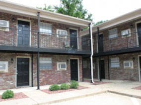 Building Photo - Forest Lake Apartments