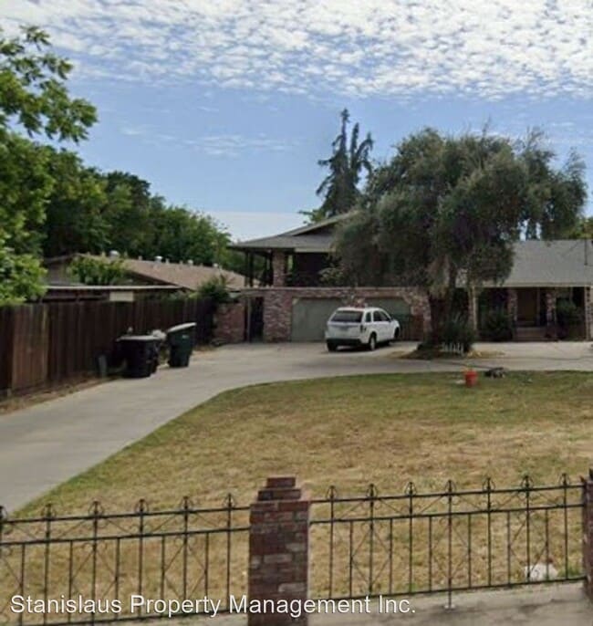Building Photo - 2 br, 1 bath House - 816 El Vecino Avenue,...
