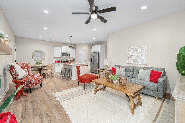 Foto del edificio - 701 W 50th St S