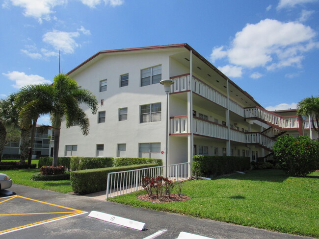 Foto del edificio - 310 Brighton H