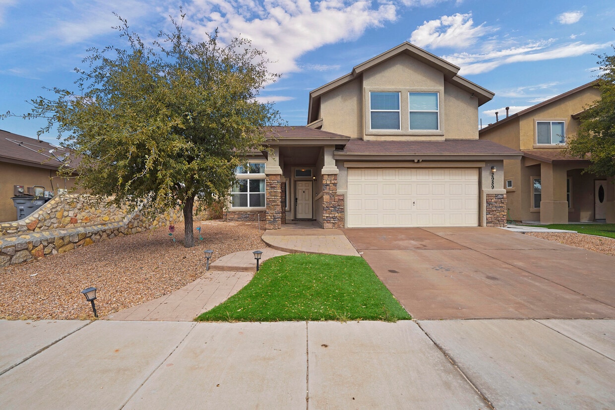 2989 Pino Triste Dr, El Paso, TX 79938 House Rental in El Paso, TX