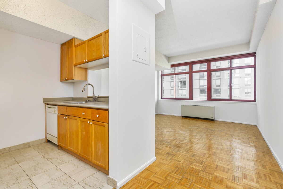 Primary Photo - 474 48th Ave