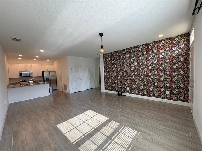 Building Photo - 1552 Cumin Dr