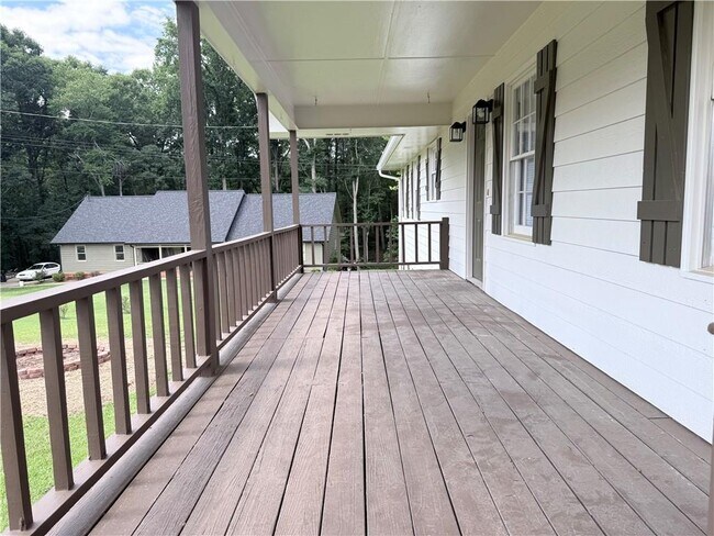 Building Photo - 40 Salem Ridge