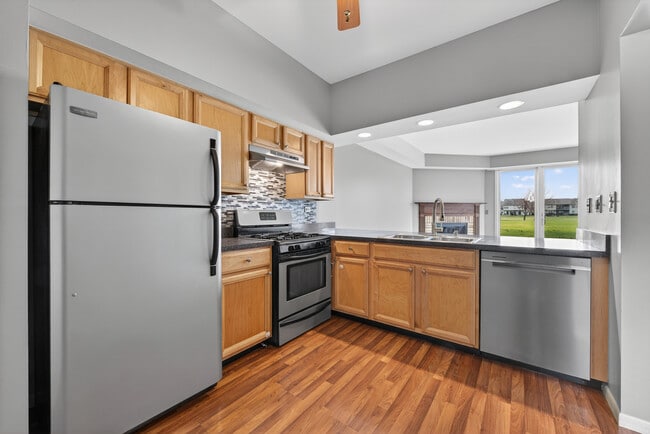 Building Photo - 1454 Eagle Ct