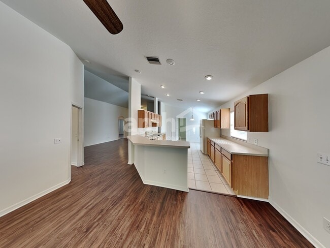 Foto del edificio - 15004 Shaw Road