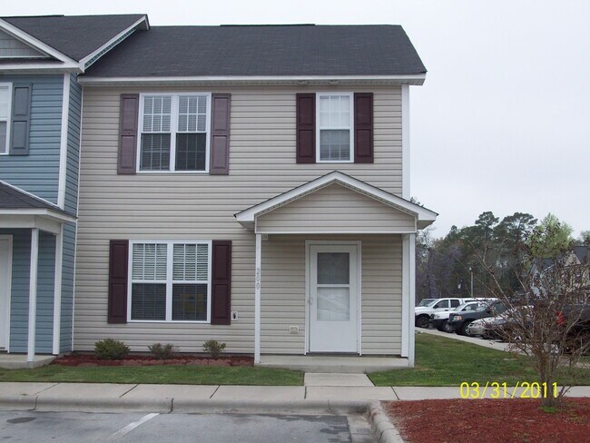 Building Photo - 200 Blackhawk Trail